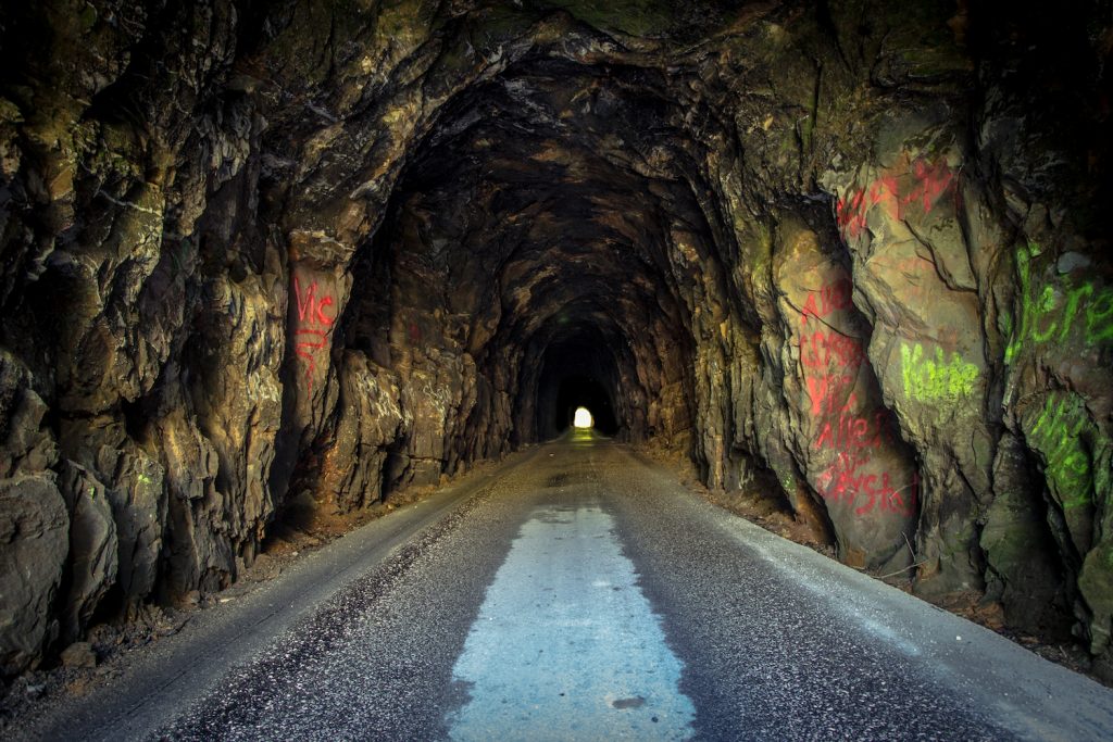 One Lane Nada Tunnel