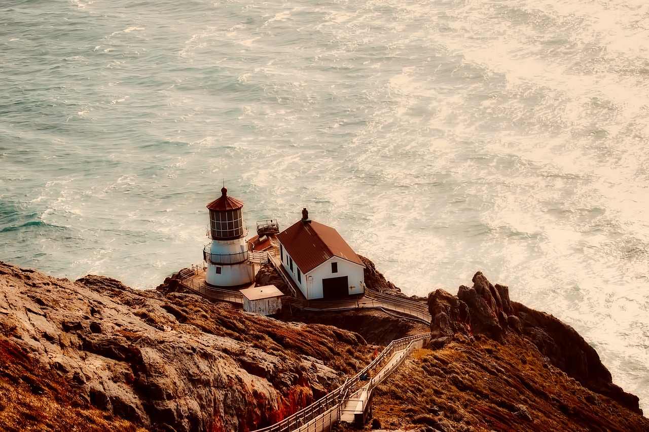 Lighthouses to Climb on the West Coast